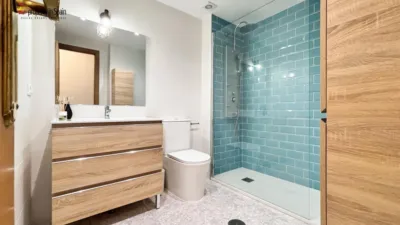 Habitación en alquiler en Carrer Devesa, Altozano (Distrito Campoamor-Altozano. Alicante - Alacant) de 410 €<span>/mes</span>