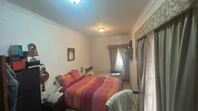 House in the Centre photo 11
