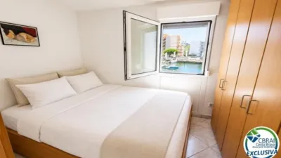 Apartment in Carrer del Cap de la Gola photo 13