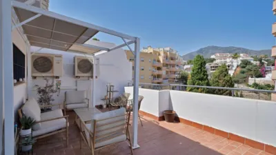 Terraced house on Eugenia de Montijo Street photo 11