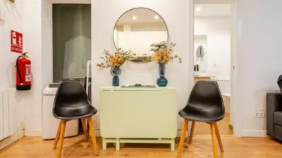 Apartment in Embajadores photo 3