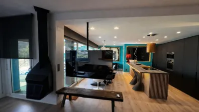 Chalet on Calle Margarida Xirgu photo 11