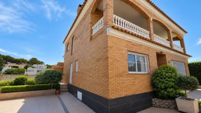 Chalet in Segur de Calafell photo 6
