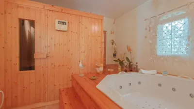 Chalet in El Monte photo 65
