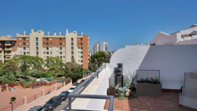 Terraced house on Eugenia de Montijo Street photo 32