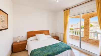 Chalet in Segur de Calafell photo 17