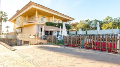 Chalet in El Cruce del Raal photo 6