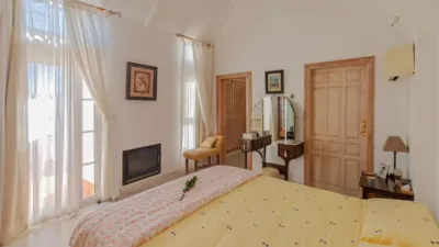 Chalet in El Monte photo 33