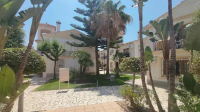 Apartment on Avenida de Juan Sebastián Elcano, 72 photo 30