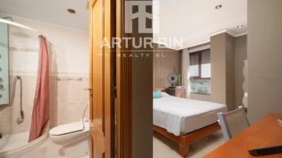 Duplex Penthouse for Sale in Campanar, Valencia photo 10
