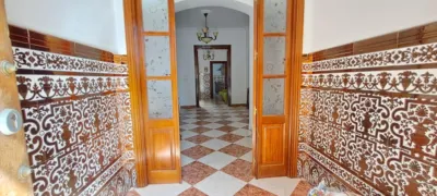 House on Joaquín Turina Street photo 4