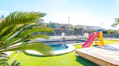 Chalet in Urb. Montepinar photo 6
