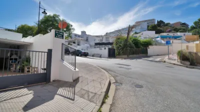 Terraced house on Eugenia de Montijo Street photo 62