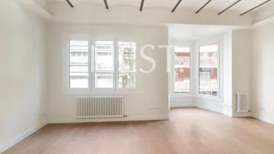 Apartment in Sant Gervasi - Galvany photo 2