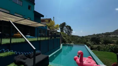 Chalet on Calle Margarida Xirgu photo 25