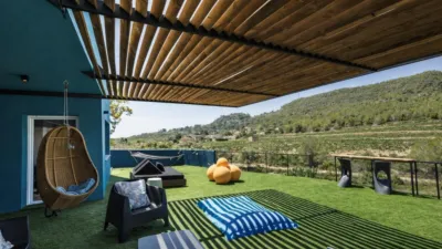 Chalet on Calle Margarida Xirgu photo 29