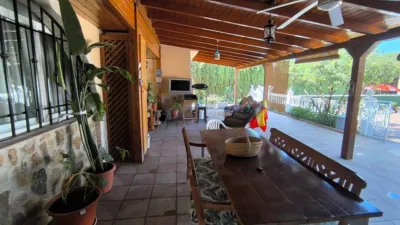 Chalet on Carretera de Jaen photo 7