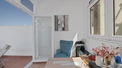 Terraced house on Eugenia de Montijo Street photo 35