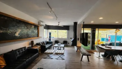 Chalet on Calle Margarida Xirgu photo 10