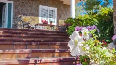 Chalet on Carrer Cal Tarda photo 32