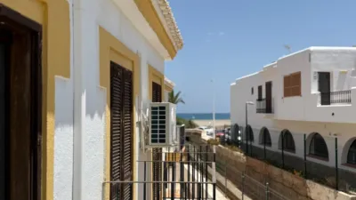 Terraced house on Avenida de Juan Sebastián Elcano photo 9