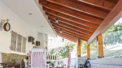 Chalet on Carrer Cal Tarda photo 28