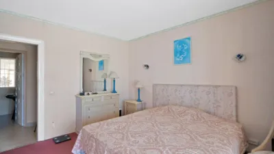 Chalet on Calle 18 Avenida del Fuego photo 4