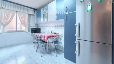 Apartment in Basauri - Centre - Ariz - Uribarri photo 4
