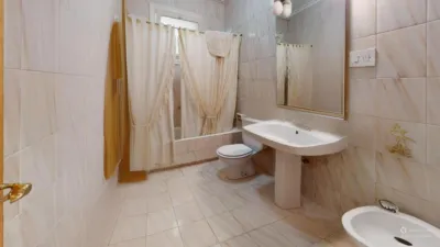 Chalet in University Area photo 87