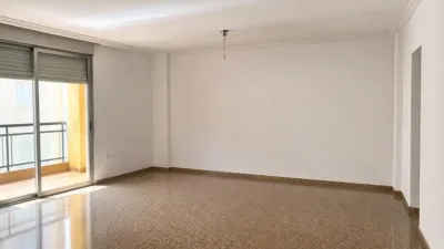 Apartment in Campanar photo 2