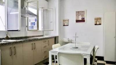 Apartment on Avenida de Menéndez Pelayo photo 9