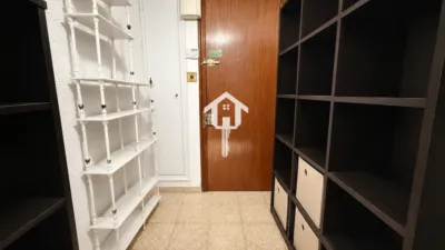 Flat on Calle de Ávila photo 2