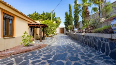 Chalet on Batista Street photo 56