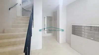 Flat in Patraix photo 28