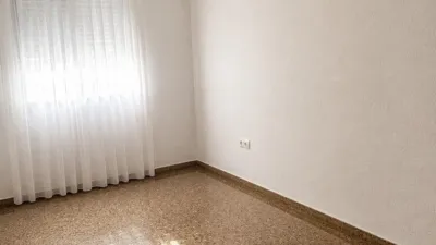 Apartment in Campanar photo 14