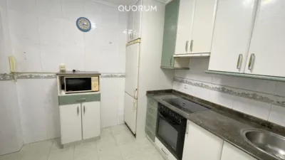 Piso en venta en Calle de Coscojales, Alde Zaharra-Portu (Portugalete) de 200.000 €