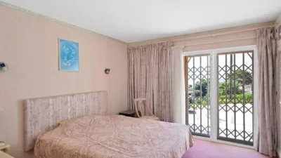 Chalet on Calle 18 Avenida del Fuego photo 2
