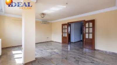 Apartment on Calle del Marqués de Mondéjar photo 9