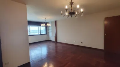 Piso en Avenida das Camelias photo 3