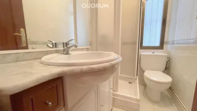 Piso en venta en Calle de Coscojales, Alde Zaharra-Portu (Portugalete) de 200.000 €