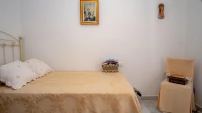 Apartment on Calle de Santa Teresa de Jesús photo 32
