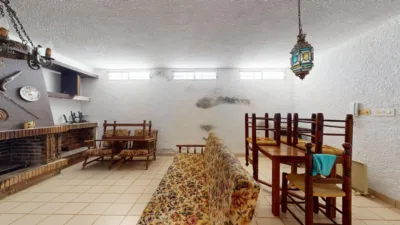 Chalet in University Area photo 73