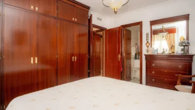 Apartment on Calle de Santa Teresa de Jesús photo 6