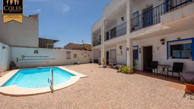 Apartment on Sanchez de Los Street photo 2