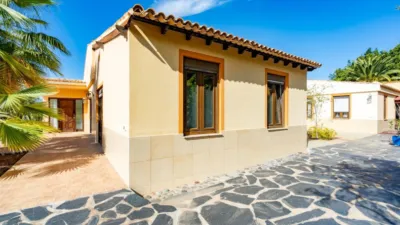 Chalet on Batista Street photo 35