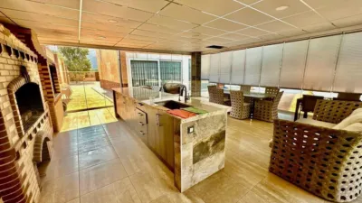 Chalet on Paseo Mayor, 1 photo 6