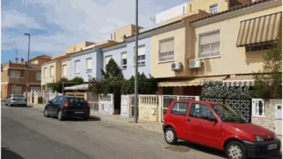 Terraced house on Calle Federico García Lorca, 4 photo 3