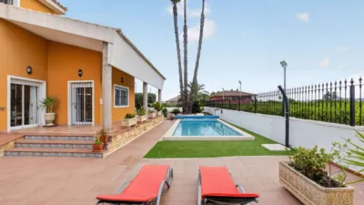 Casa – Orihuela, Barrio La Cruz de Fajardo - Más