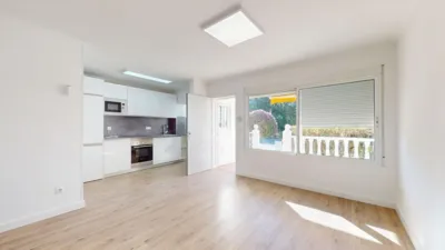 Apartment on Carrer de Manuel de Falla photo 8