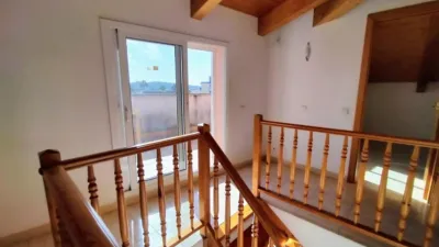 Attic in Centre photo 36